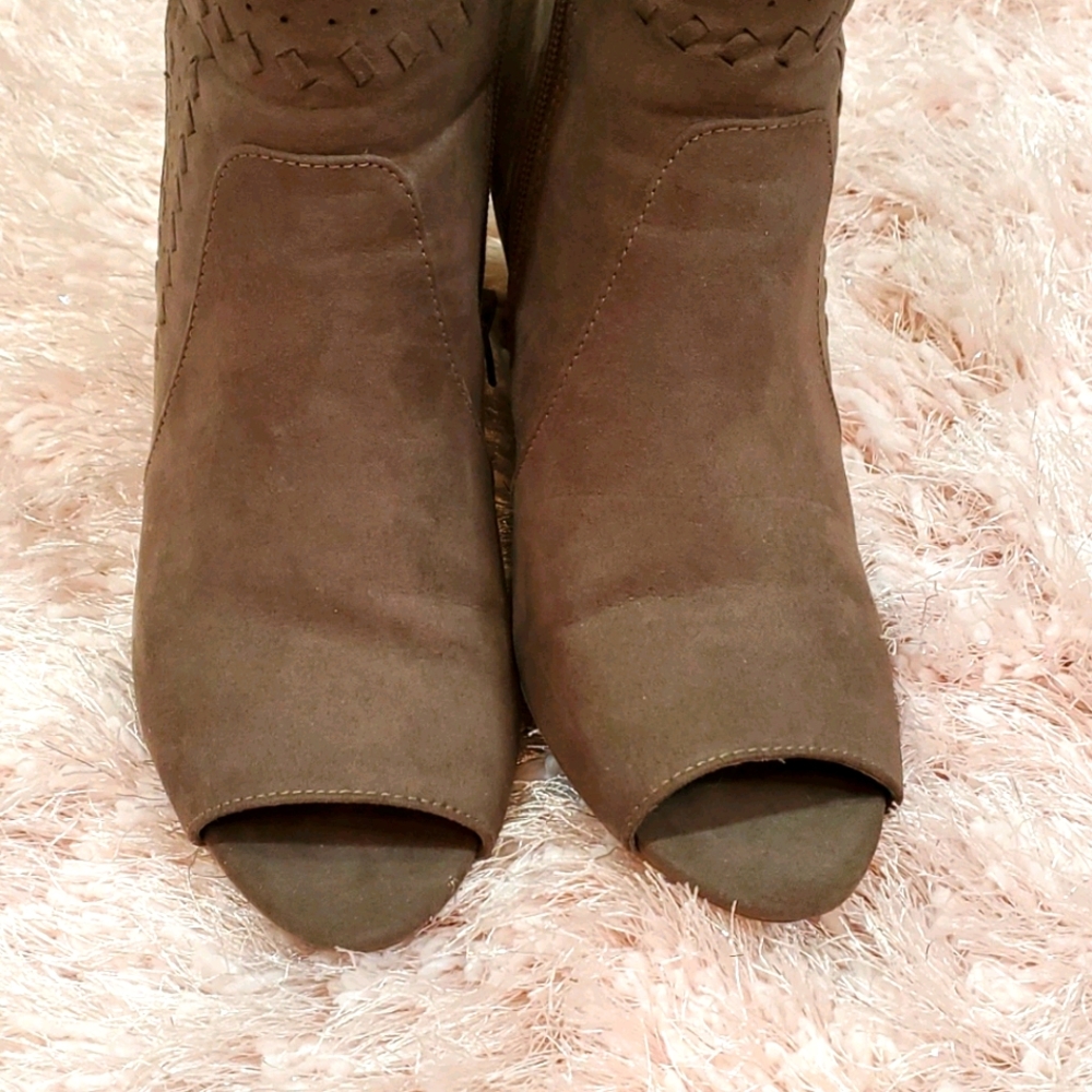 Rockport Booties - Picture 7 of 7
